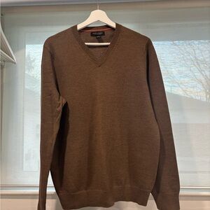 Banana Republic Men's Wool Chocolate V-Neck Sweater